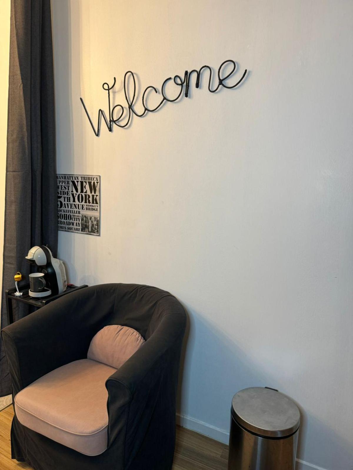 Maisonnette Proche De Paris & Home Cinema บรู์-ลา-แรน ภายนอก รูปภาพ